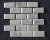 Rechteckiger Ziegelstein-weiße Marmormosaikfußboden-Fliese, moderne Steinmosaik-Badezimmer-Fliesen