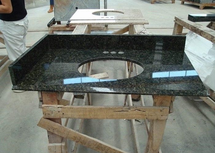 Dunkelgrüne Uba-Tuba-Granit Countertops, Poliergranit-Stein Countertops