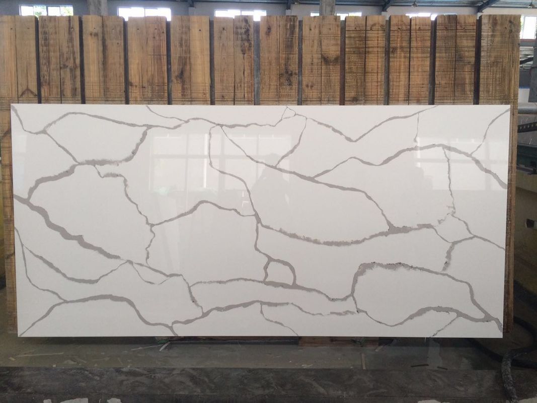Elegante Entwurf Calacatta-Quarz Countertops, weiße Quarz-Eitelkeits-Luxusspitze