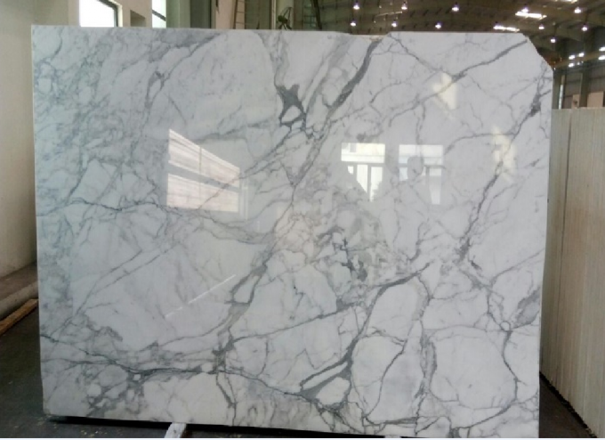 Natürliche Statuario-Marmor-Fliesen, kundengebundene Größen-weiße