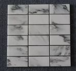 Rechteckiger Ziegelstein-weiße Marmormosaikfußboden-Fliese, moderne Steinmosaik-Badezimmer-Fliesen