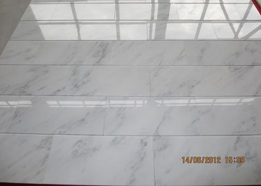 Sternenklarer weißer Marmorierungstern-deckt weiße Silk Georgette-weiße Steinmarmorbodenbelagummauerung Chinese Cararra Platten mit Ziegeln